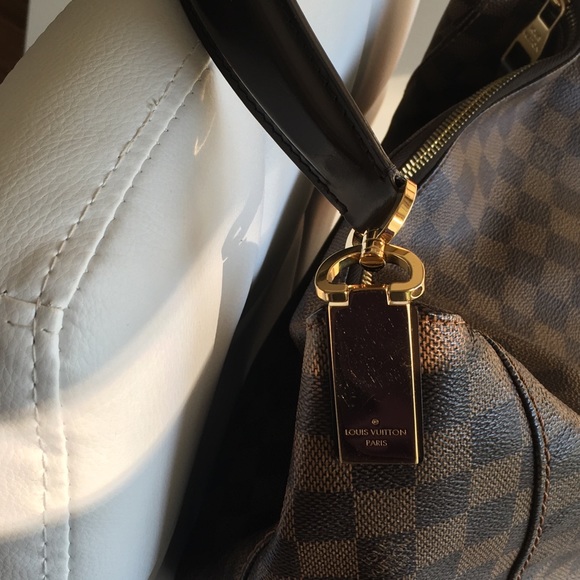 - SOLD- Authentic Louis Vuitton Portobello GM Bag - Picture 9 of 10